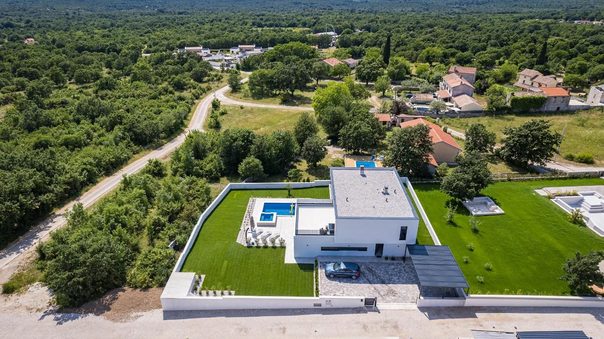 Villa Maem Pula 0*,